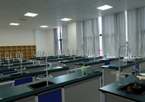 理化生實(shí)驗室